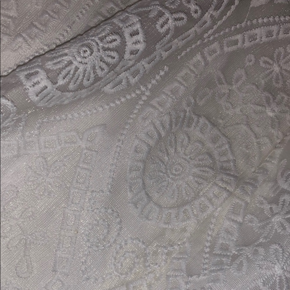 Off The Shoulder White Patterned Blouse - image 6